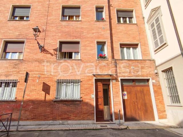 Bilocale in vendita a Piacenza, Via Taverna Ospedale