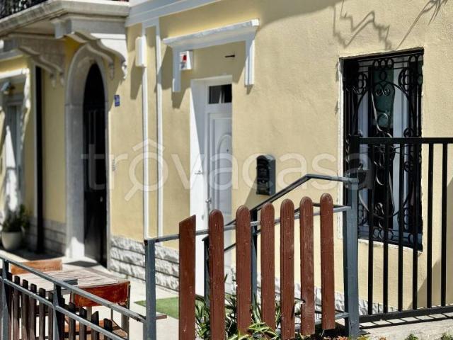 Bilocale in vendita a Trieste via Gorizia, 36, Gretta