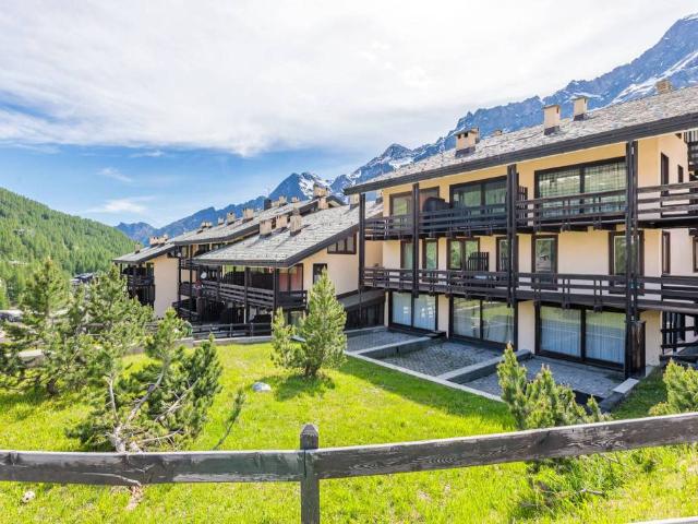 Bilocale in vendita a Valtournenche via Giomein, 51A