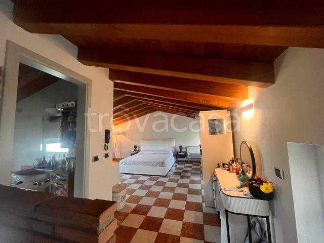 Bilocale in vendita a Verona corso Milano, Borgo Milano