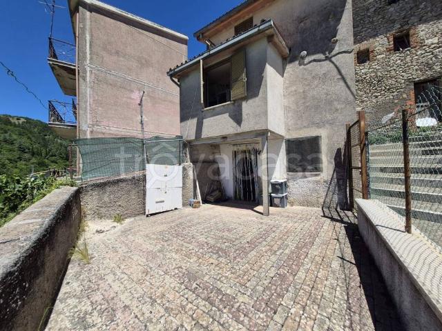 Bilocale in vendita a Vivaro Romano