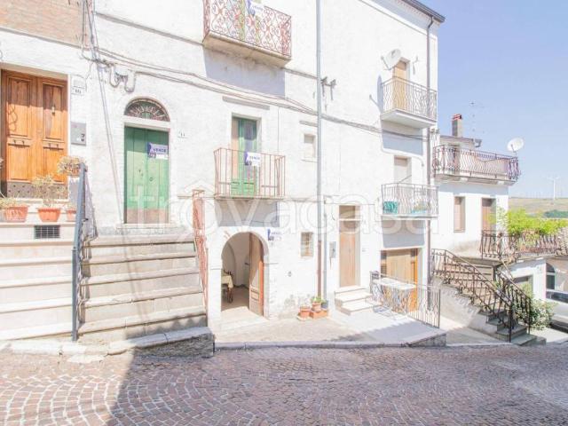 Bilocale in vendita ad Alberona via Fiera, 12