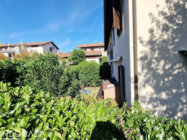 Bilocale in vendita ad Alzate Brianza via giovio, 1061, Verzago