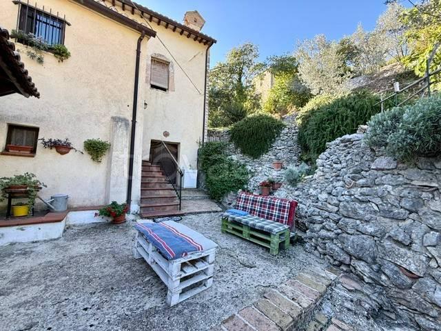 Bilocale in vendita ad Ancaiano, Spoleto