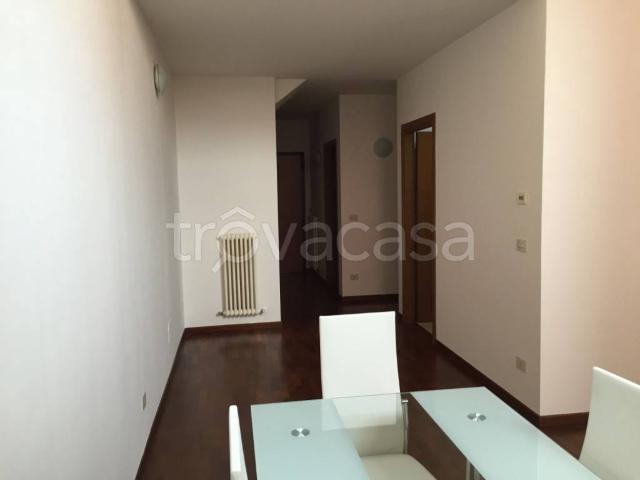 Bilocale in affitto a Bologna via Antonio Mancini, 5, Santa Viola