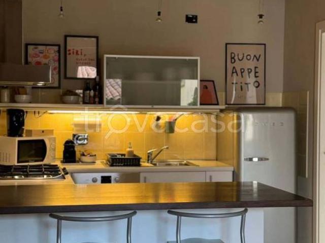 Bilocale in affitto a Bologna via Bertiera, Centro Storico