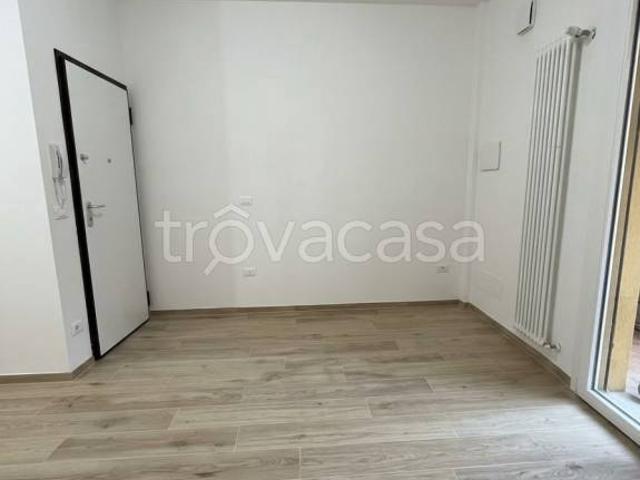 Bilocale in affitto a Bologna via Galliera, 55, Marconi