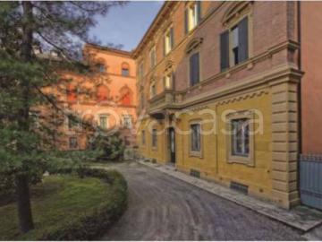 Bilocale in affitto a Bologna via delle Donzelle, Centro Storico