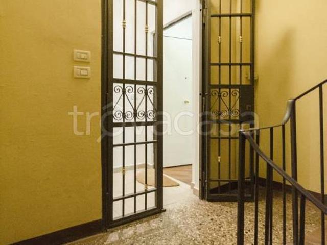 Bilocale in affitto a Bologna via Fondazza, Santo Stefano