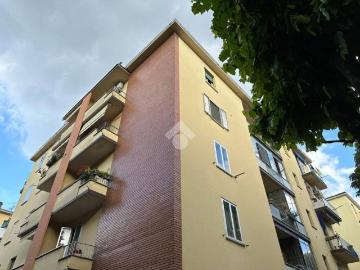 Bilocale in affitto a Bologna via Luigi Rasi, 5, San Donato