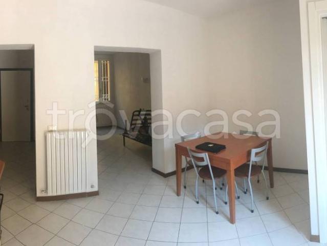 Bilocale in affitto a Bologna via Mascarella, 21, Irnerio