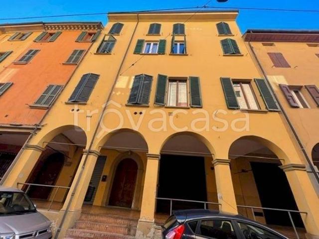 Bilocale in affitto a Bologna via Solferino, Castiglione Tribunale