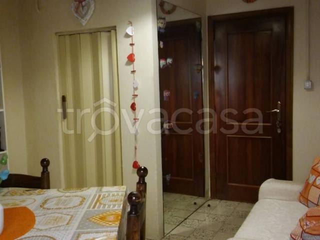 Bilocale in affitto a Bologna via Riva di Reno, Centro Storico