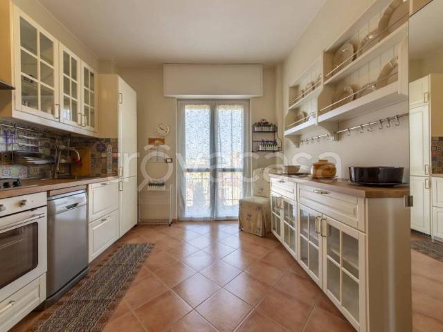 Bilocale in affitto a Bollate via Roma, 35