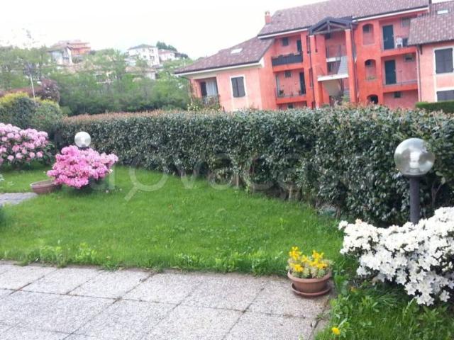Bilocale in affitto a Baveno