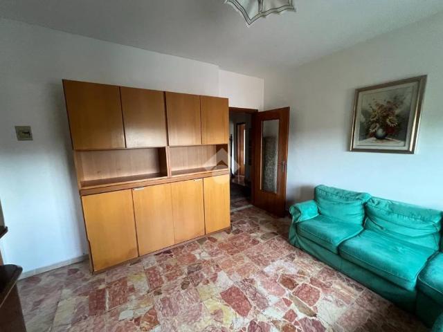 Bilocale in affitto a Banchette via Galluzia, 1