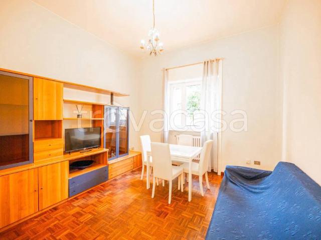 Bilocale in affitto a Bergamo via Broseta, 102, San Paolo