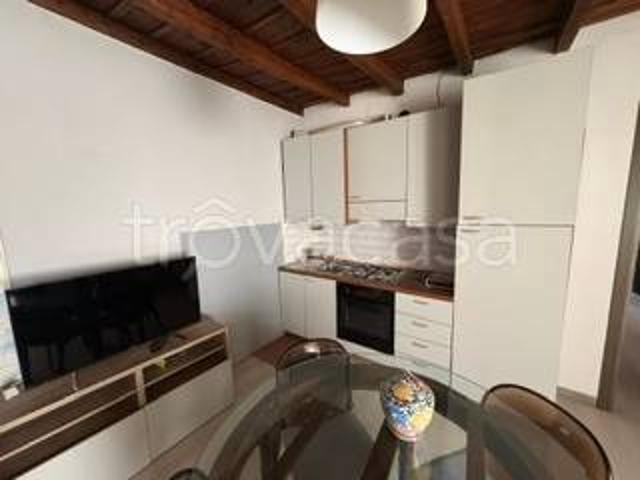 Bilocale in affitto a Bergamo via Torretta, 2, Borgo Palazzo