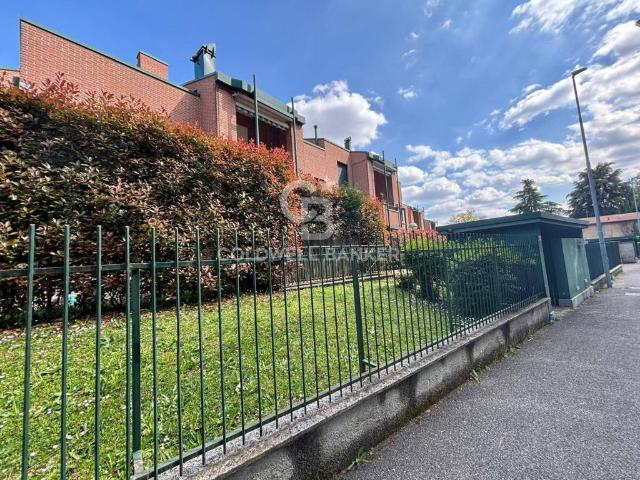 Bilocale in affitto a Biassono via Regina Margherita, 5
