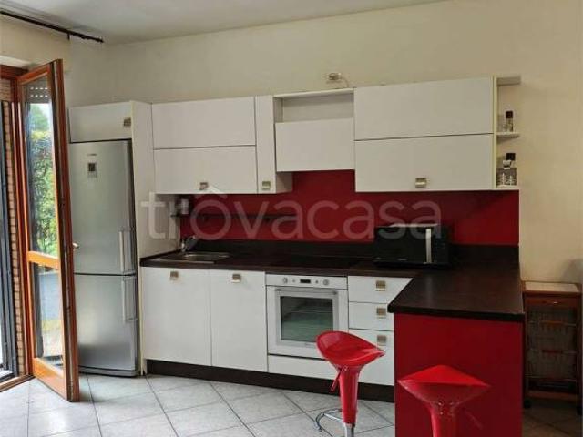 Bilocale in affitto a Brugherio viale della vittoria, 38