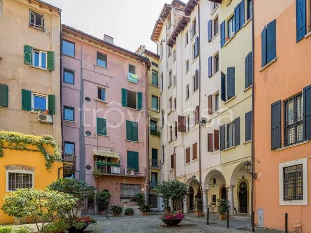 Bilocale in affitto a Brescia corso Goffredo Mameli, 6, Loggia Garibaldi