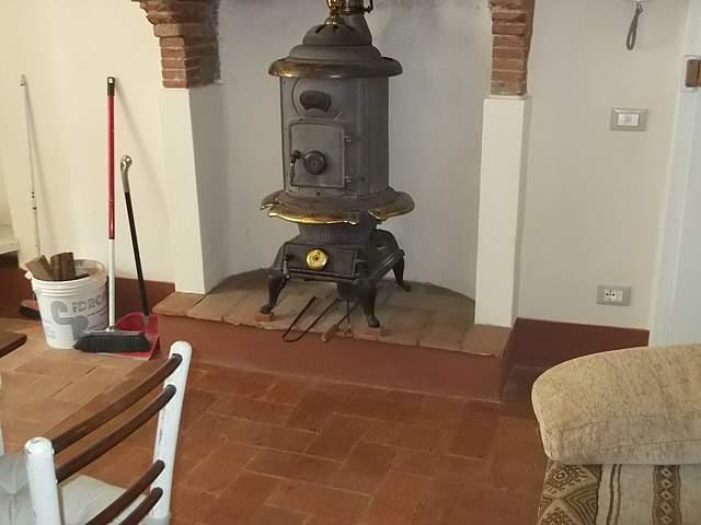 Bilocale in affitto a Buti, case in affitto Buti