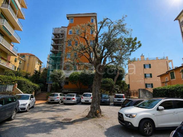 Bilocale in affitto a Genova, Nervi