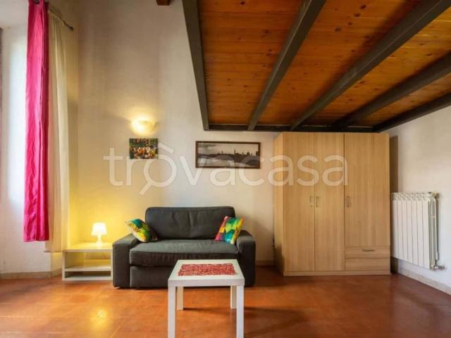 Bilocale in affitto a Firenze via dei Leoni, Signoria Uffizi