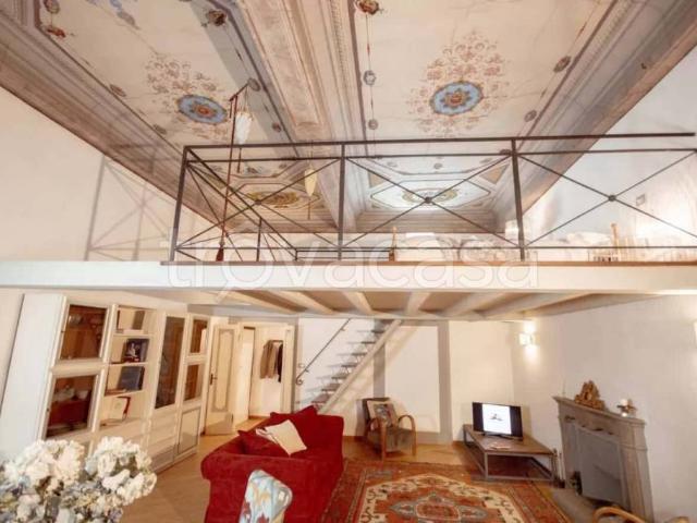 Bilocale in affitto a Firenze via dei Serragli, San Frediano