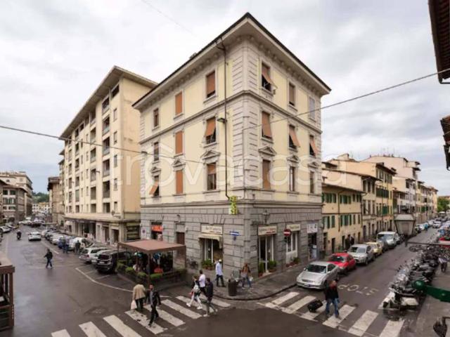 Bilocale in affitto a Firenze via dell'Albero, Borgo Ognissanti Il Prato