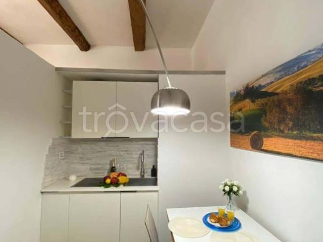 Bilocale in affitto a Firenze via Enrico Poggi, San Marco SS Annunziata