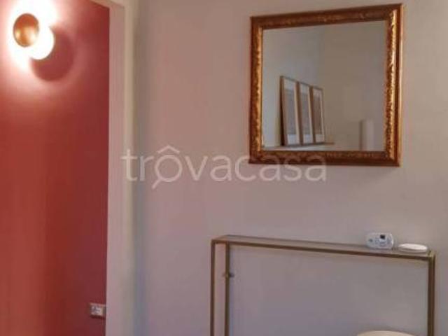 Bilocale in affitto a Firenze via Ottavio Rinuccini, Porta al Prato San Jacopino