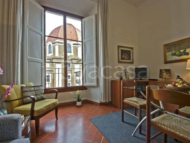 Bilocale in affitto a Firenze, Piazza della Repubblica