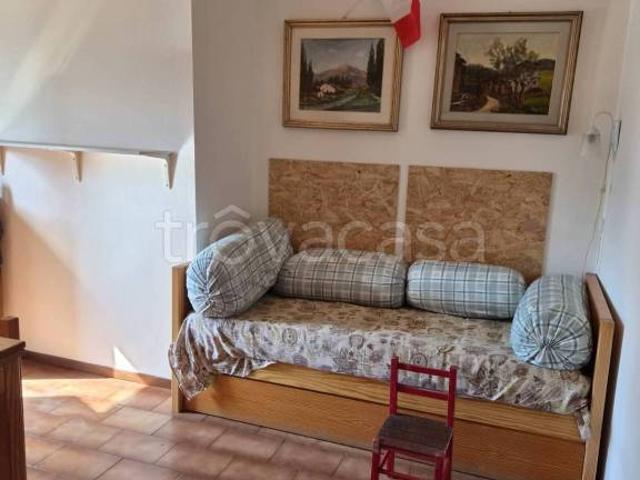 Bilocale in affitto a Lodrino via Kennedy, 79, Villa