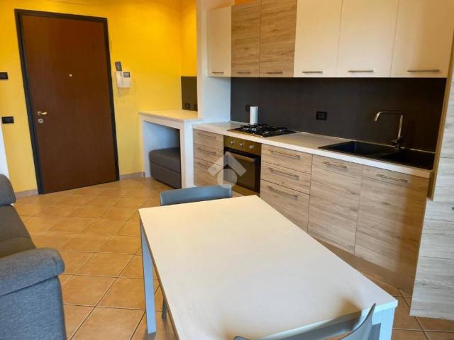 Bilocale in affitto a Lonate Pozzolo via Isonzo, 26