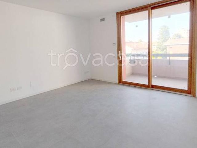 Bilocale in affitto a Monza via Federico Confalonieri, Via Lecco Via Bergamo