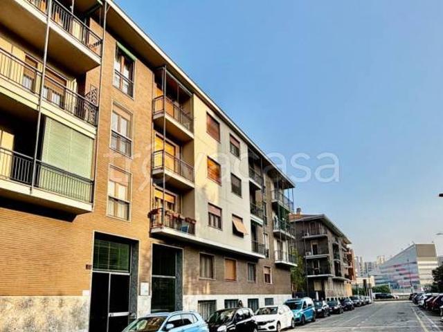 Bilocale in affitto a Milano, Monte Rosa Lotto