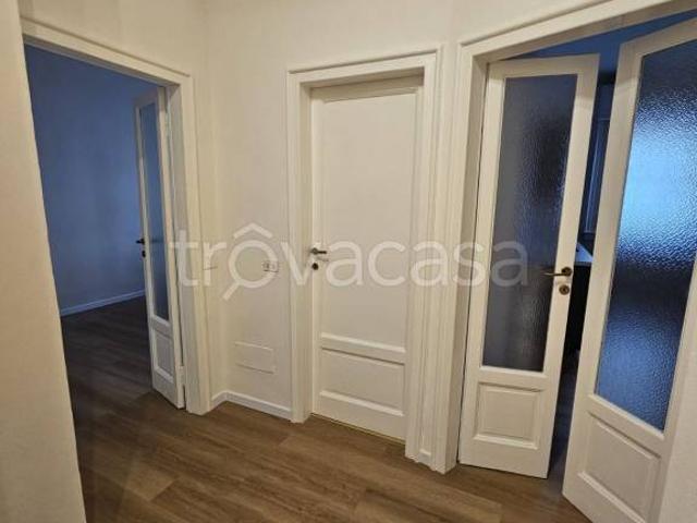 Bilocale in affitto a Milano via Vincenzo Foppa, 59, Solari
