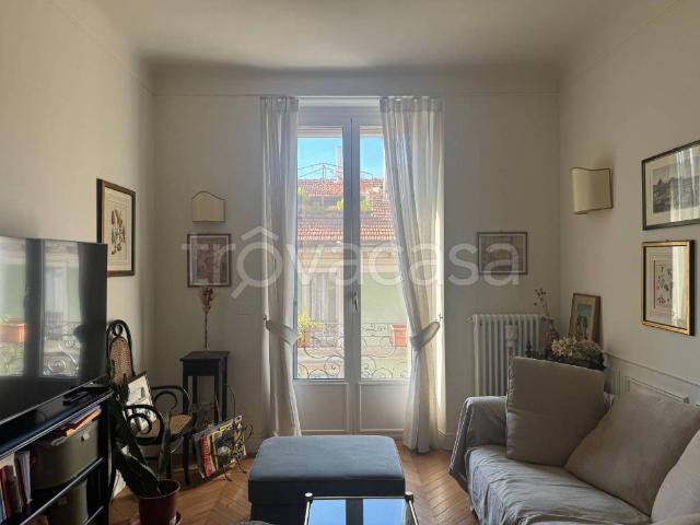 Bilocale in affitto a Milano via Alessandro Tadino, 6, Porta Venezia