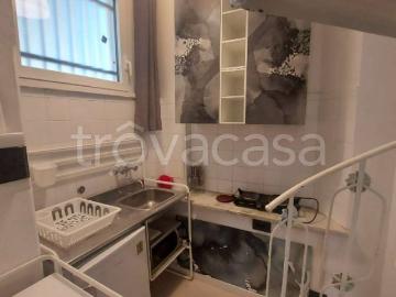 Bilocale in affitto a Milano via Carlo Botta, Porta Romana Medaglie d'Oro