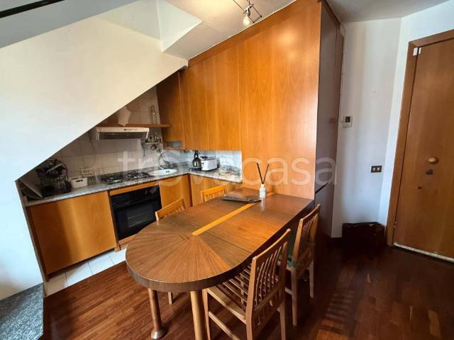 Bilocale in affitto a Milano via Giulio Romano, Porta Romana Medaglie d'Oro