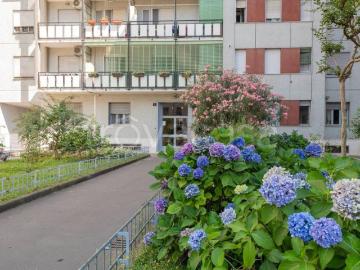 Appartamento in affitto a Chiaravalle Milano - Ascensore