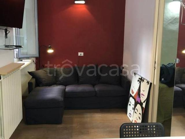 Monolocale in affitto a Milano via San Gregorio, 11, Buenos Aires