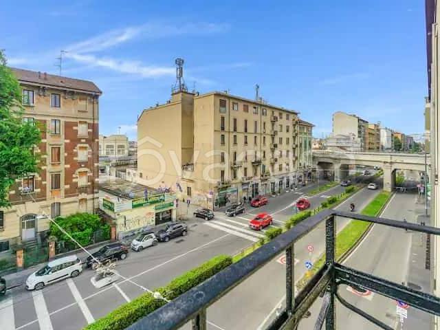 Bilocale in affitto a Milano viale Monza, Rovereto