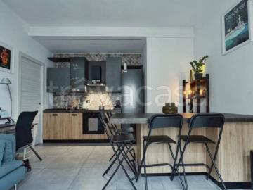 Appartamento in affitto a Zona 2 - Balcone