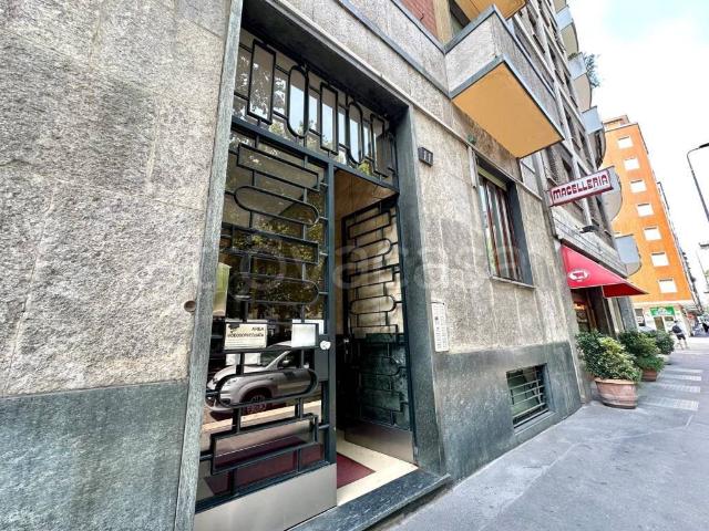 Bilocale in affitto a Milano viale Brianza, 11, Centrale