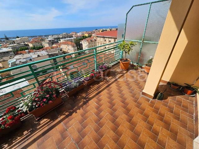 Bilocale in affitto a Sanremo via Val del Ponte, Ospedale