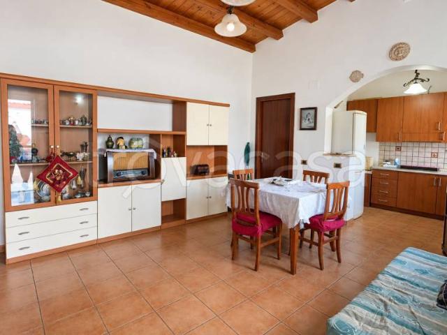 Bilocale in affitto a Siracusa, Arenella