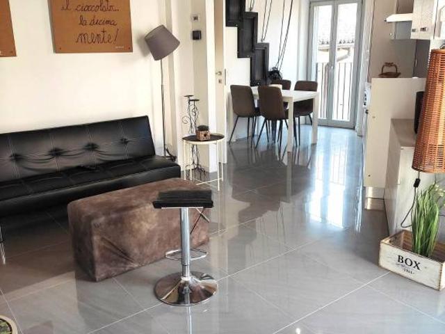 Bilocale in affitto a Pavia via Felice Cavallotti, Centro Storico
