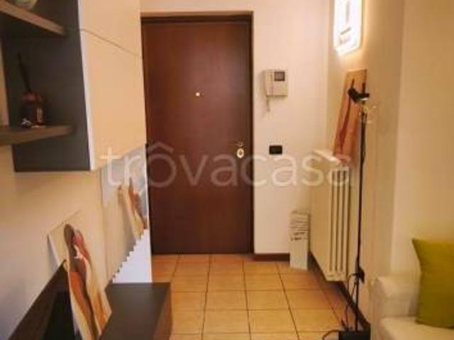 Bilocale in affitto a Parma via solari, Villetta